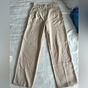 Aritzia Effortless pant